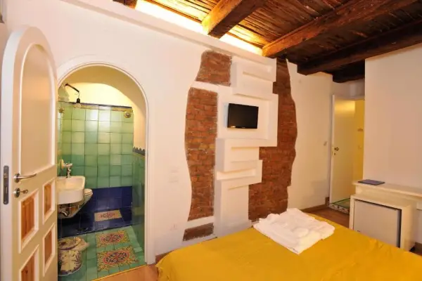 Albergo Del Centro Storico 6