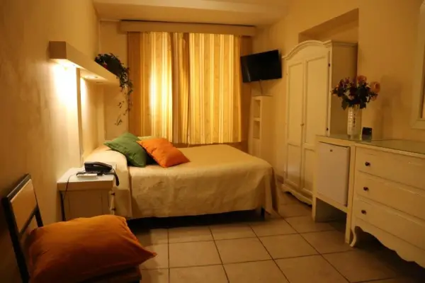 Albergo Del Centro Storico 7